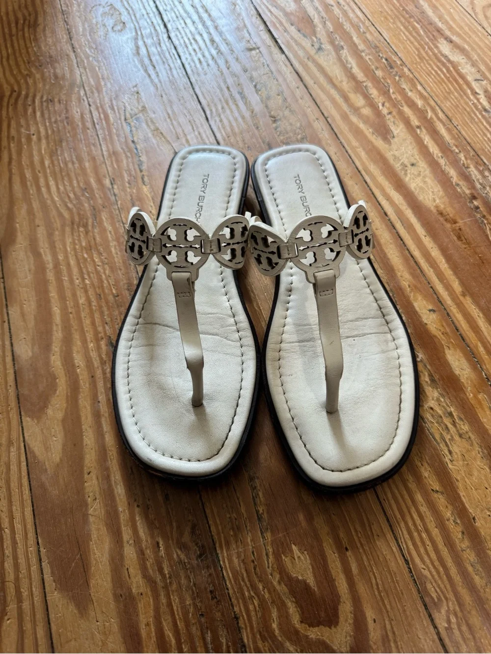 Tory Burch Tiny Miller Thong Sandal Leather - Picture 2 of 3